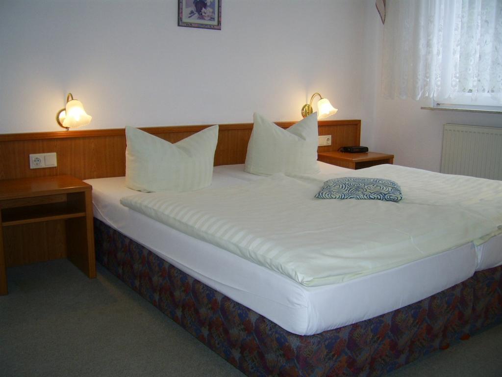Hotel Kirchner Tharandt Habitación foto